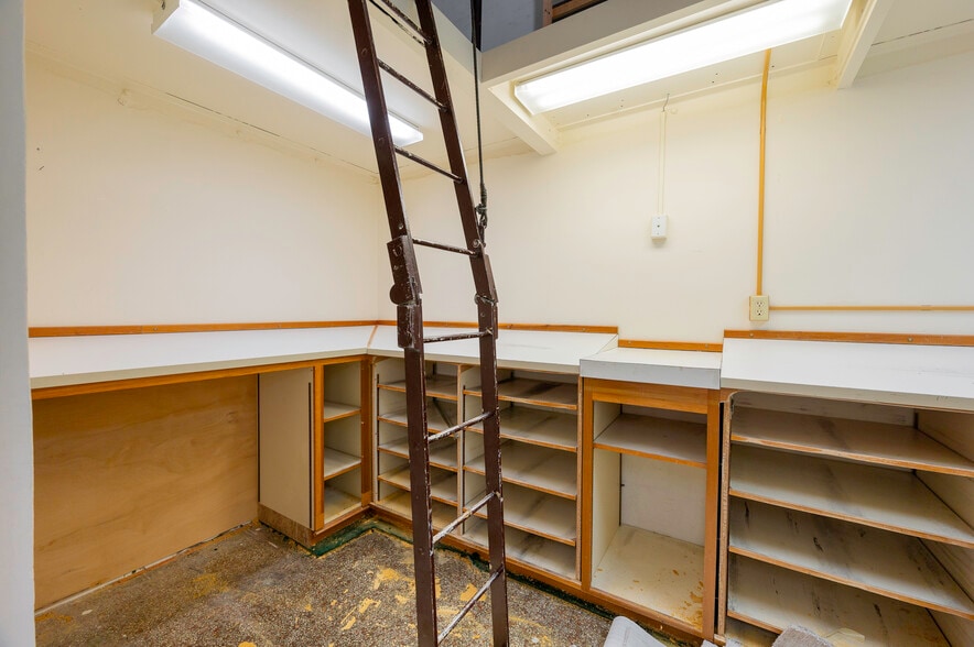 More Photos Of 24 6th Avenue | Unit 102, Helena Storefront For Lease