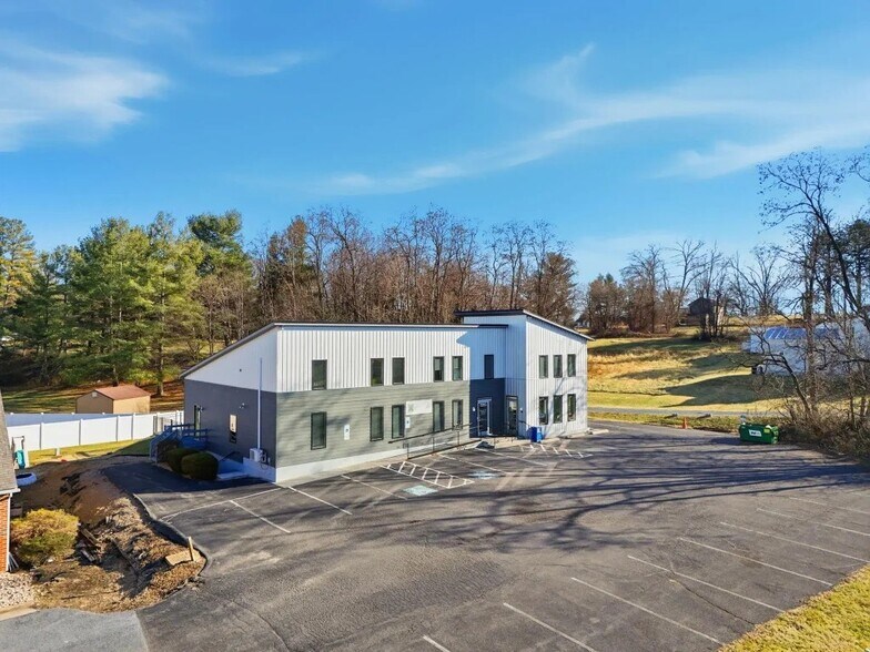 More Photos Of 1591 Port Republic Rd, Harrisonburg Office For Lease