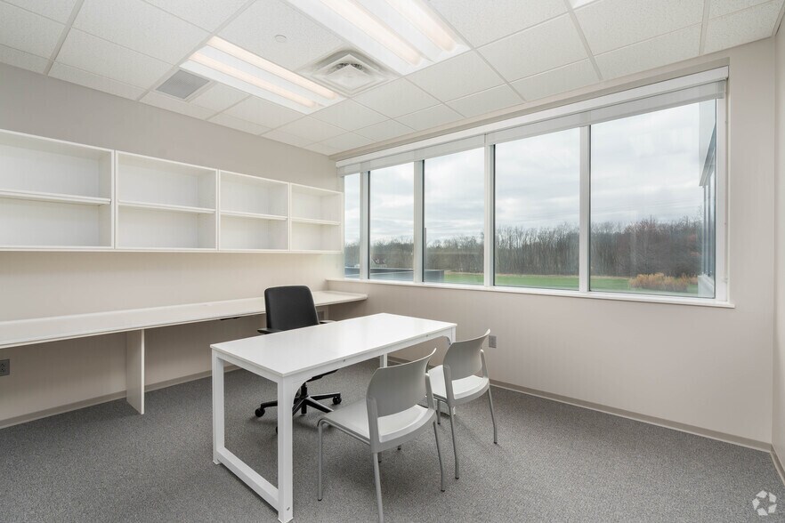 More Photos Of 2321 Energy Dr, Louisville Coworking Space