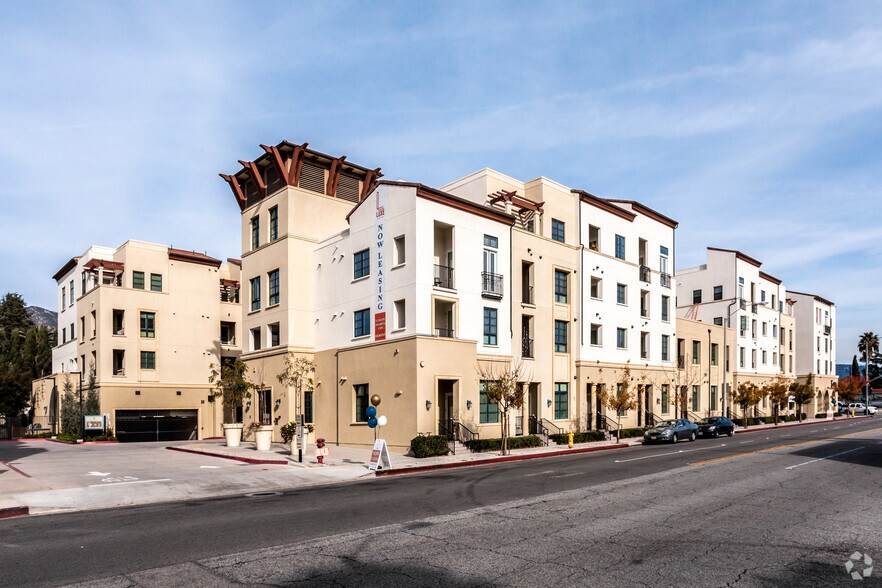 More Photos Of 1769 E Walnut St, Pasadena Apartments For Lease