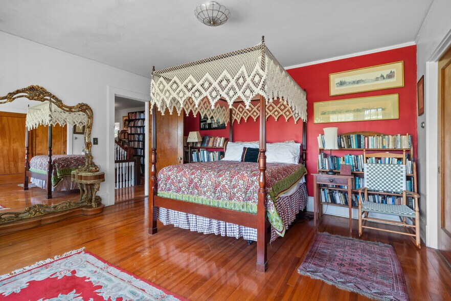 More Photos Of 535 Main Rd, Monterey Specialty For Sale