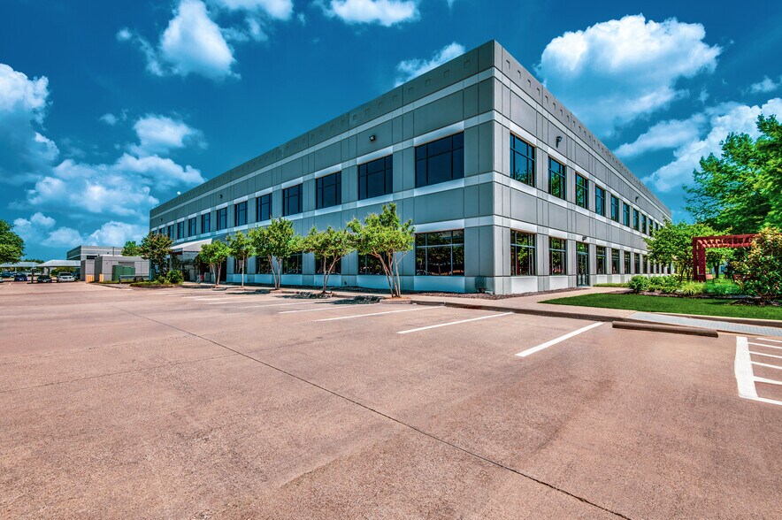 More Photos Of 4600 Regent Blvd, Irving Office For Sale