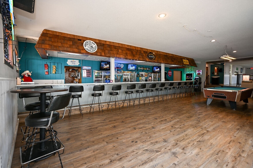 More Photos Of 115 Diamond St N, Ridgeland Restaurant For Sale