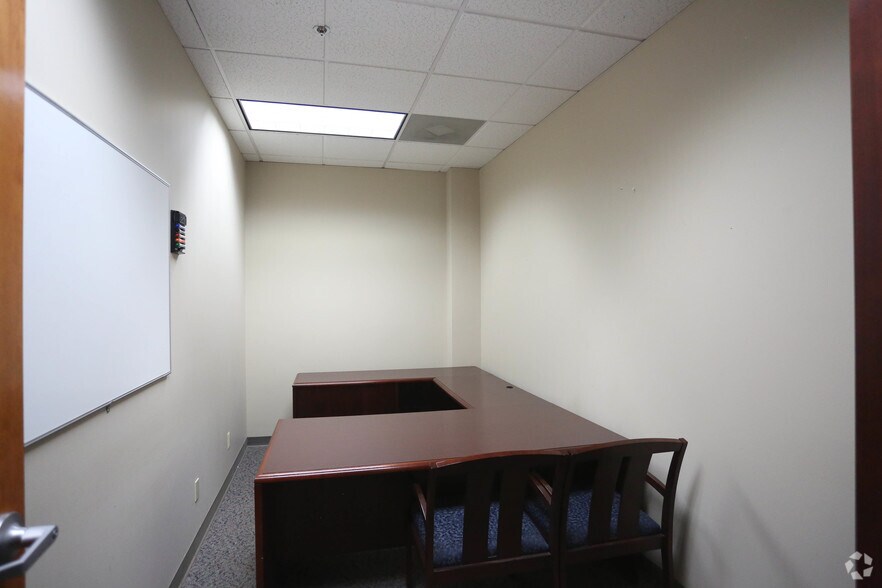 More Photos Of 2070 Little Hills Expy, Saint Charles Office For Sale