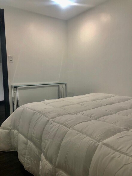 More Photos Of 85 Wilson St, Hamilton Apartments For Sale