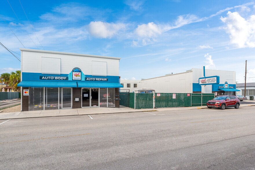 More Photos Of 101 SW Ocean Blvd, Stuart Warehouse For Sale