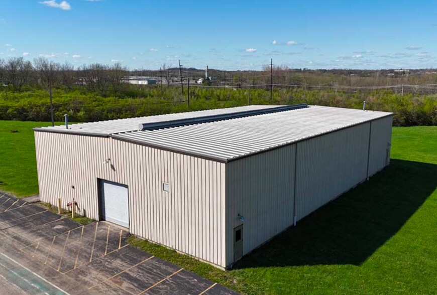 More Photos Of 3024 Symmes Rd, Hamilton Warehouse For Lease
