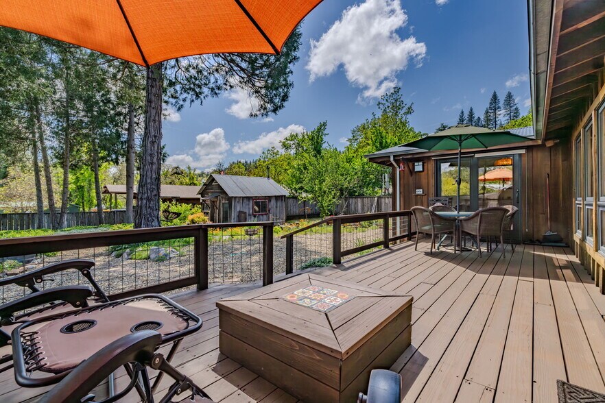 More Photos Of 21376 Consolation St, Volcano Specialty For Sale