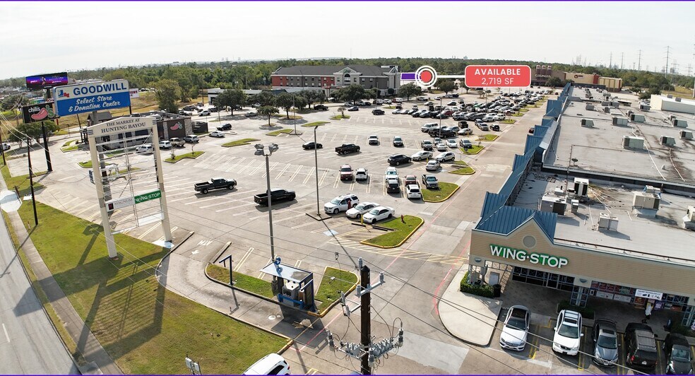 More Photos Of 11410-11430 East Fwy, Houston General Retail For Lease