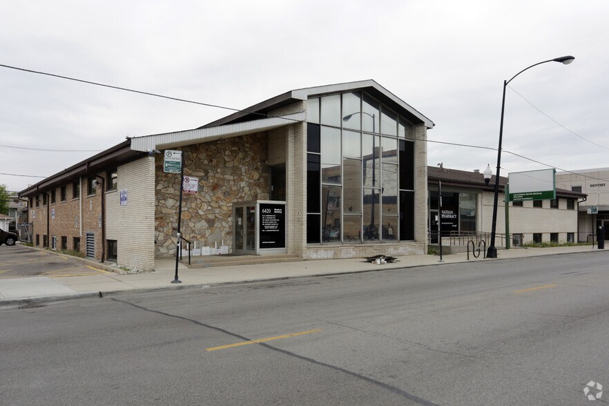 More Photos Of 6420 N California Ave, Chicago Coworking Space