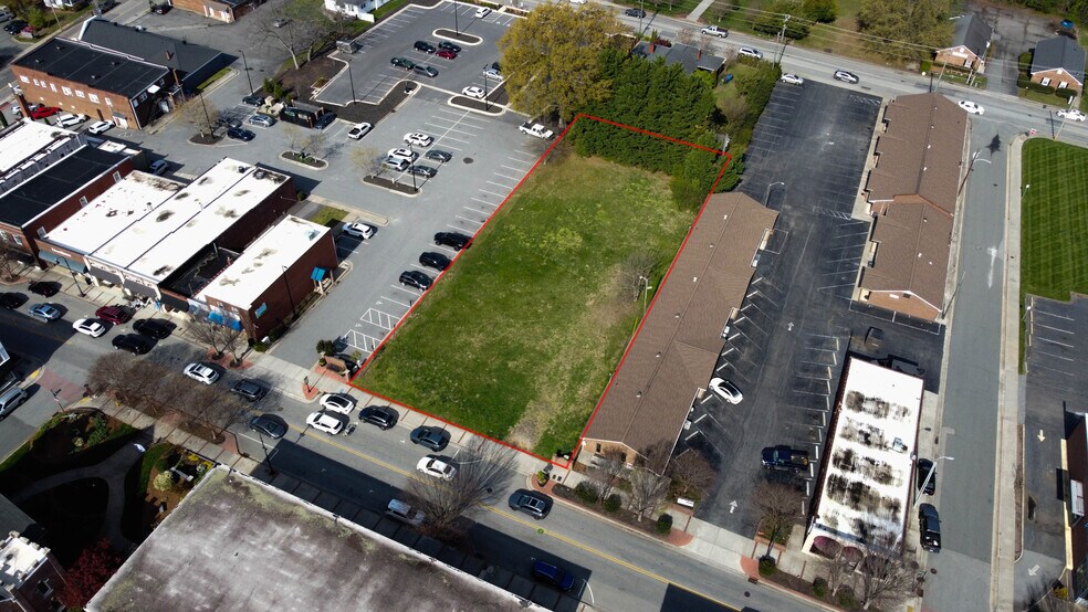 More Photos Of 133 N Main St, Kernersville Land For Sale