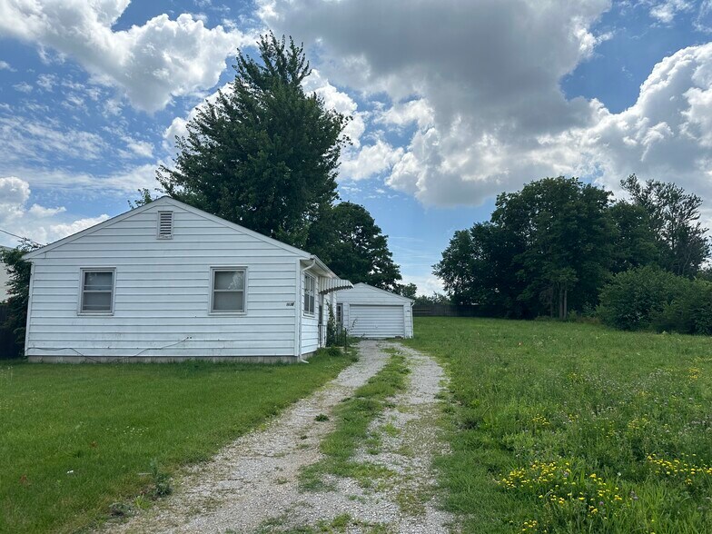 More Photos Of 1639 Center St NE, Cedar Rapids Land For Sale