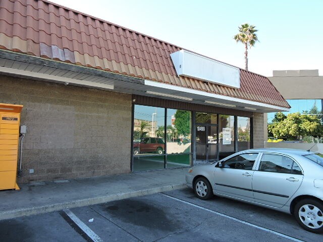 More Photos Of 10499 Beach Blvd, Stanton Freestanding For Lease