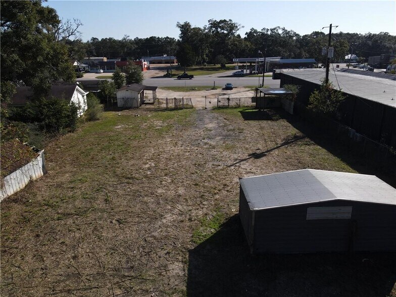 More Photos Of 319 Saraland Blvd N, Saraland Freestanding For Sale