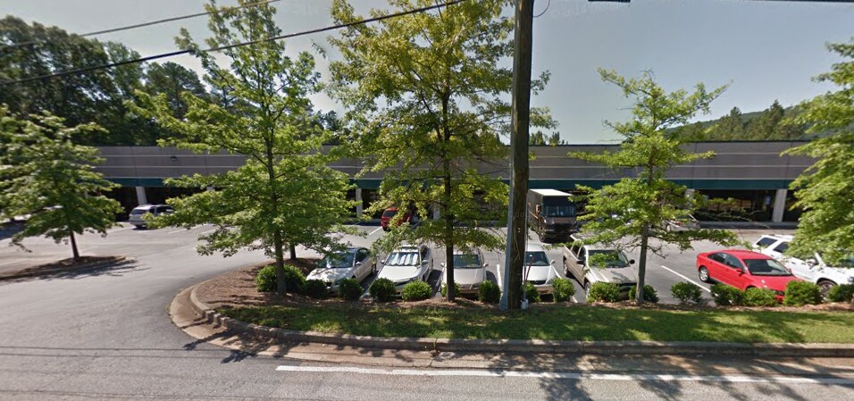 More Photos Of 1634 White Cir, Marietta Light Distribution For Sale