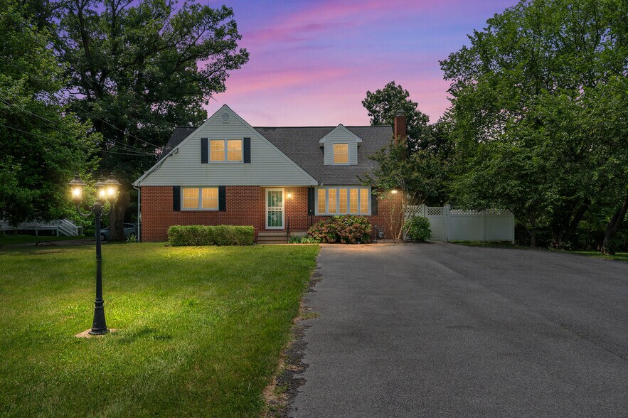 More Photos Of 2893 Jessup Rd, Jessup Office For Sale