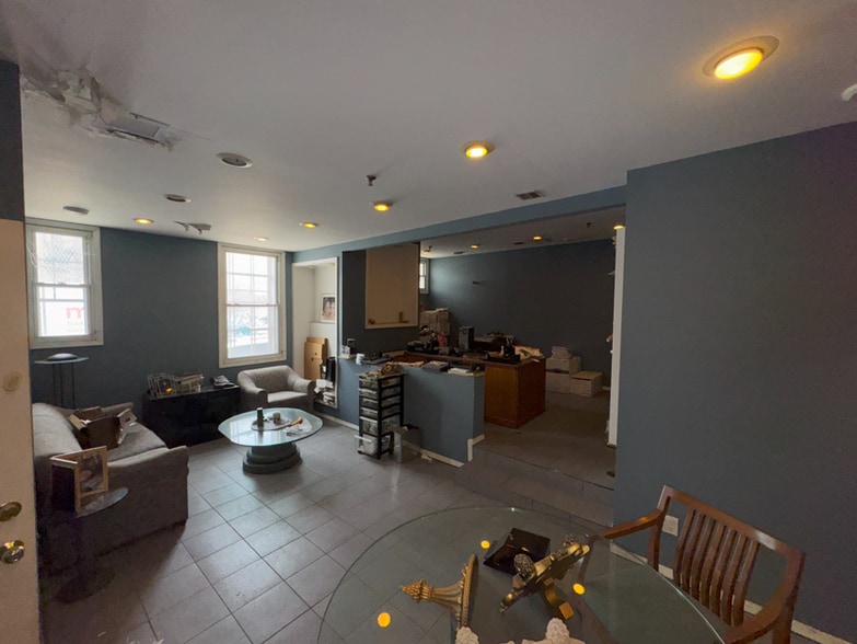 More Photos Of 450 Austin Pl, Bronx Warehouse For Lease