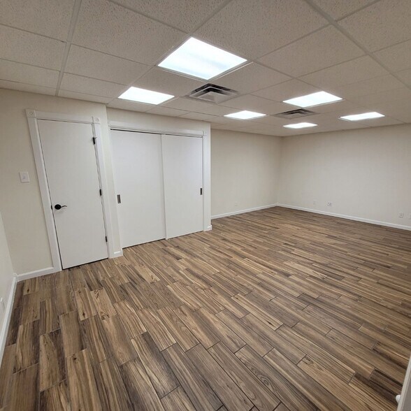 More Photos Of 5007 Avenue U, Lubbock Office For Lease