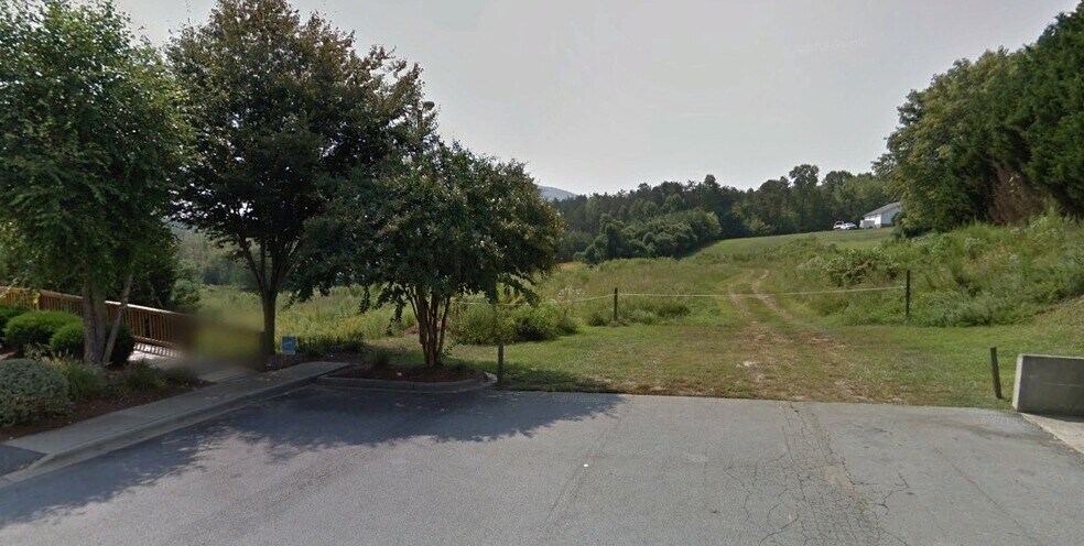 More Photos Of 8AC Lola Ln, Pilot Mountain Land For Sale
