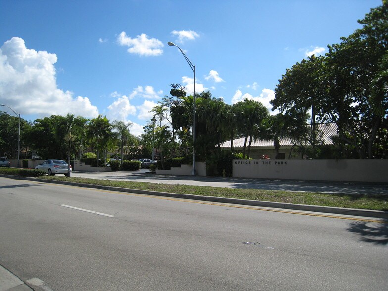 More Photos Of 7385 SW 87th Ave, Miami Office For Lease