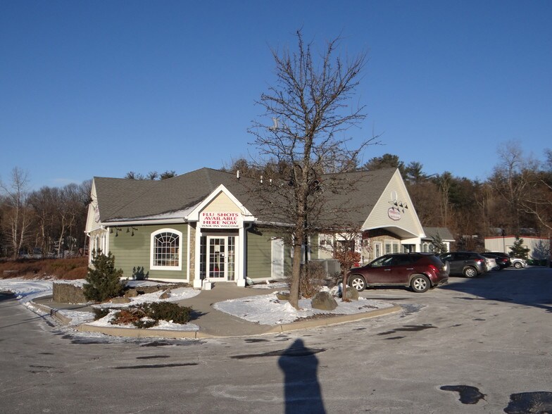 More Photos Of 4246 Albany Post Rd, Hyde Park Unknown For Lease