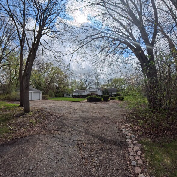 Primary Photo Of 805 E Palatine Rd, Palatine Office For Sale