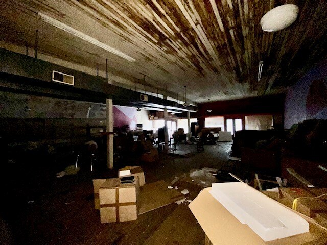 More Photos Of 209 3rd St, Mccomb Office For Sale