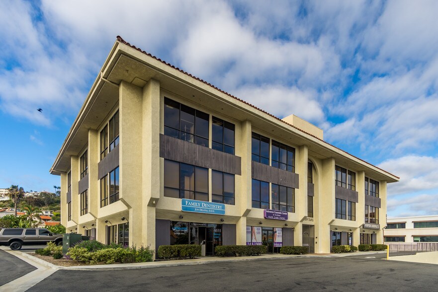 More Photos Of 629 Camino de los Mares, San Clemente Medical For Lease