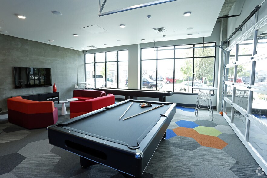 More Photos Of 1516 NW 51st St, Seattle Apartments For Sale