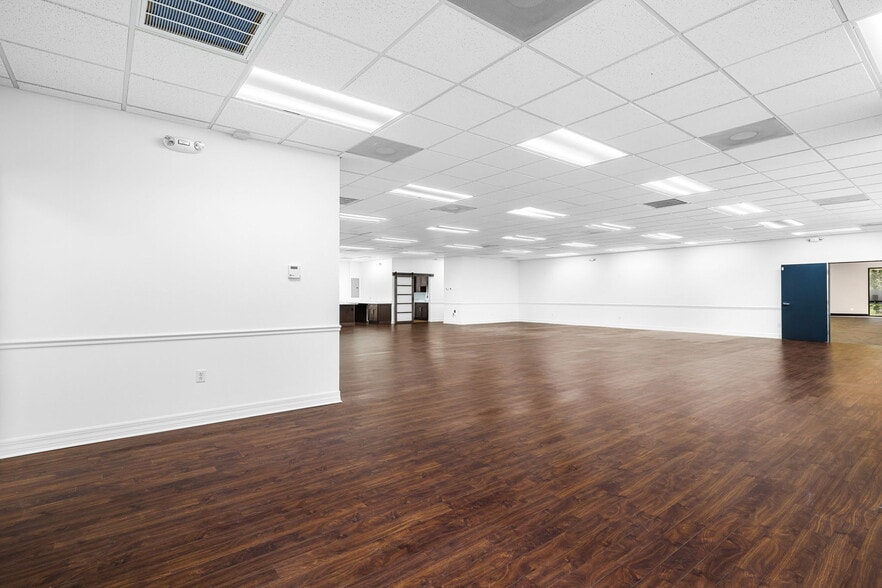 More Photos Of 8991 Daniels Center Dr, Fort Myers Medical For Sale