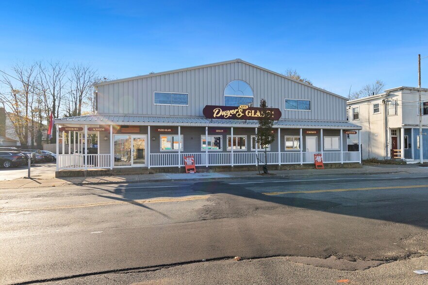 More Photos Of 658 N Main St, Brockton General Retail For Sale