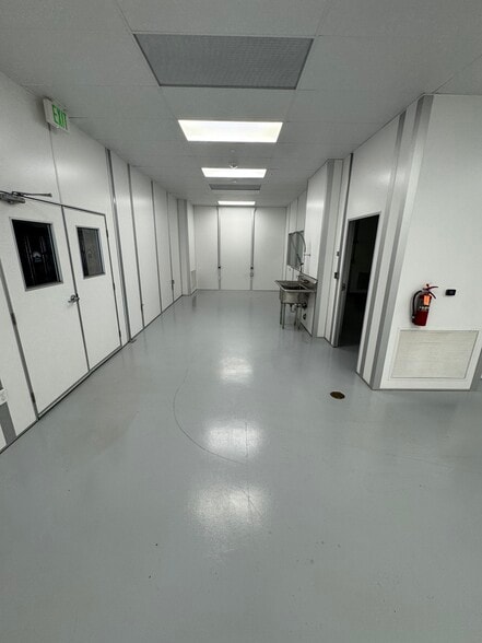 More Photos Of 190 E San Antonio Dr, King City Industrial For Sale