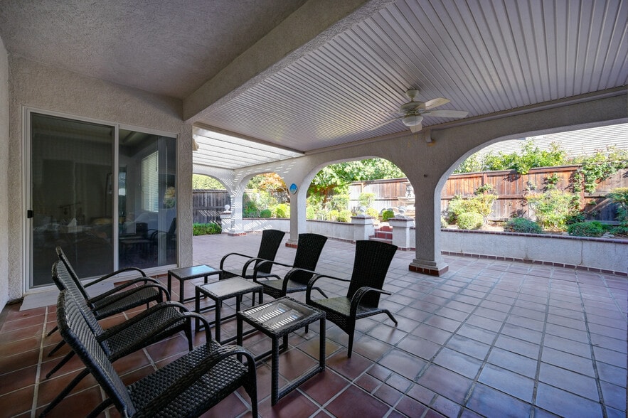 More Photos Of 9473 Heathman Way, Elk Grove Assisted Living For Sale
