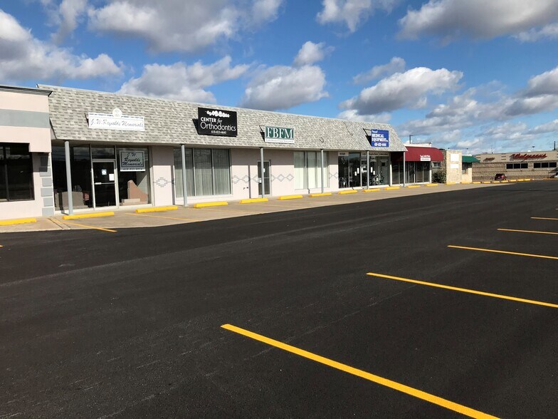 More Photos Of 515 E Vienna St, Anna Medical For Lease