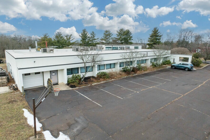 More Photos Of 220 Stahl Rd, Harleysville Research And Development For Sale