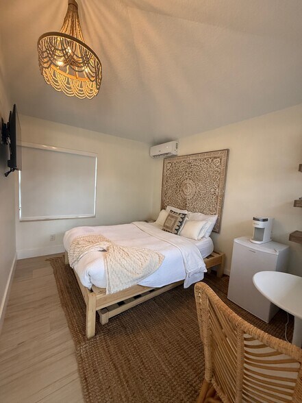 More Photos Of 2502 Tamarind Dr, Hutchinson Island Hotel For Sale