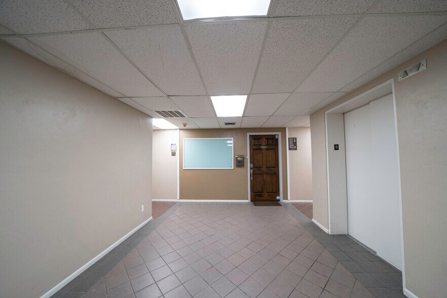 More Photos Of 3949 Evans Ave, Fort Myers Medical For Lease