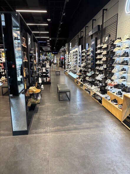 More Photos Of 1645 Pitkin Ave, Brooklyn Storefront For Sale