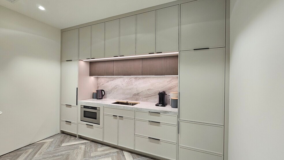 More Photos Of 170 Evans Av, Toronto Office For Lease