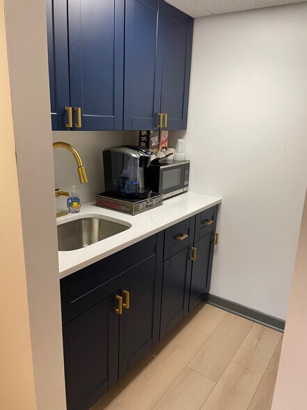 More Photos Of 649 Swedesford Rd, Malvern Office Residential For Lease
