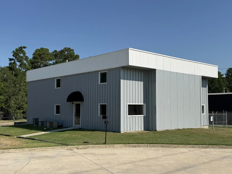 Primary Photo Of 960 N Winstead Ave, Rocky Mount Showroom For Lease