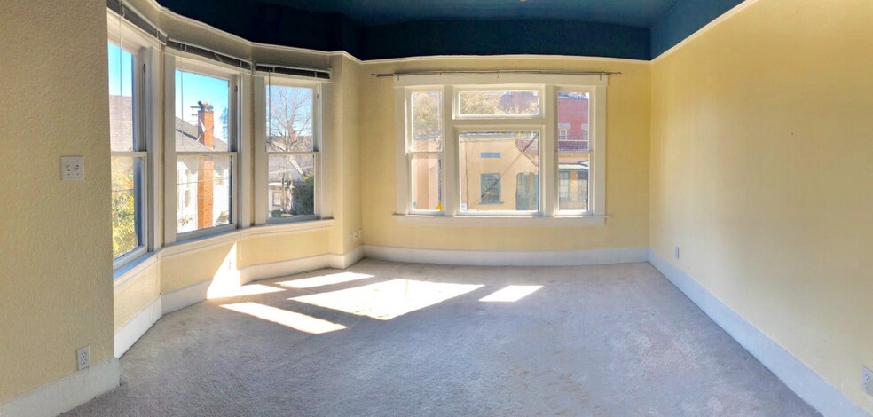 More Photos Of 2308-2326 SW Osage St, Portland Apartments For Sale