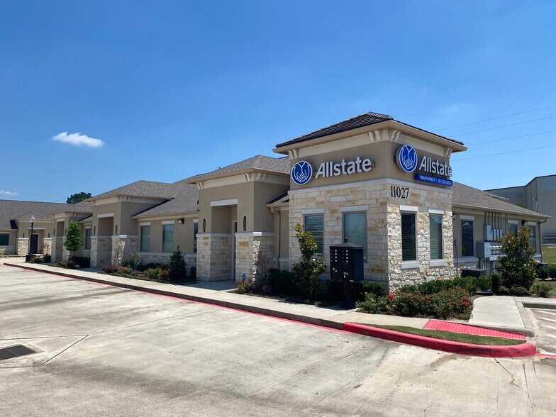 More Photos Of 11015 Northpointe Blvd, Tomball Unknown For Lease