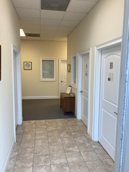 More Photos Of 119 Poplar Pointe Dr, Mooresville Research And Development For Lease