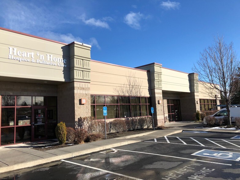 More Photos Of 920 SW Emkay Dr, Bend Office For Lease