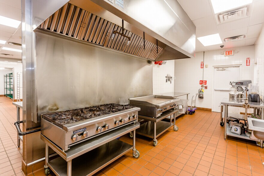 More Photos Of 15407 Highway 36, Needville Restaurant For Sale