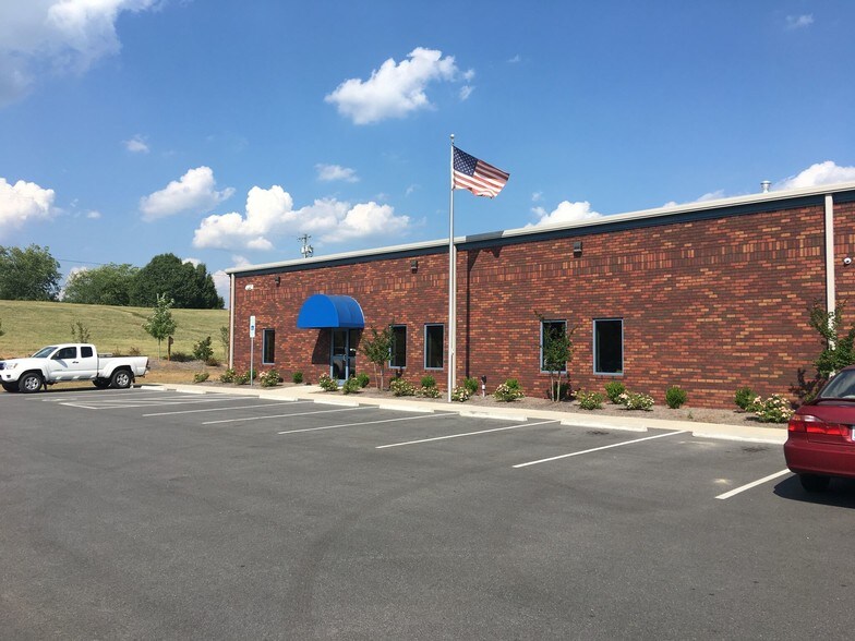 More Photos Of 4950 Stough Rd SW, Concord Flex For Sale