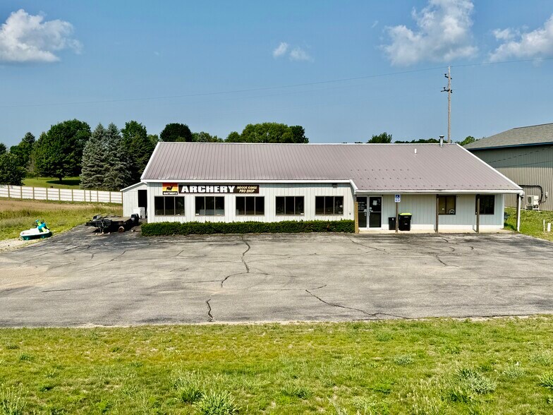 More Photos Of 1788 S M 37, Traverse City Freestanding For Sale