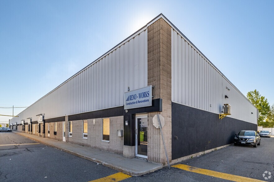 More Photos Of 3250-3270 Hawthorne Rd, Ottawa Warehouse For Lease