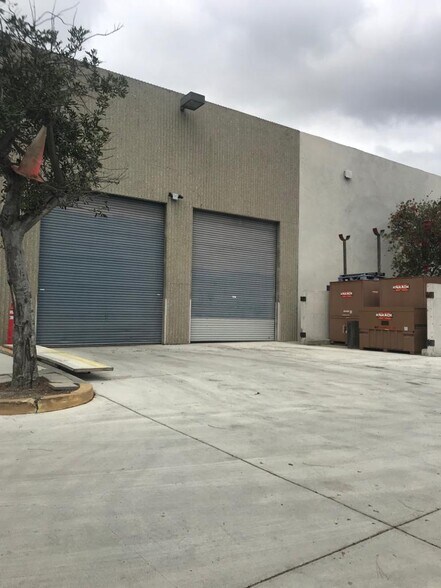More Photos Of 412 Calle San Pablo, Camarillo Manufacturing For Lease